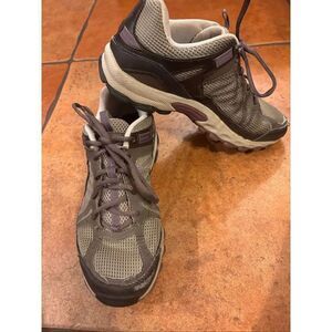 Columbia Mesh Upper Shoes